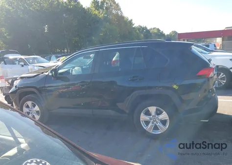 2021 Toyota Rav4 Xle from USA, damaged, VIN 2T3P1RFV2MC203588